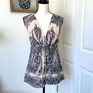 Casa Lee sleeveless top